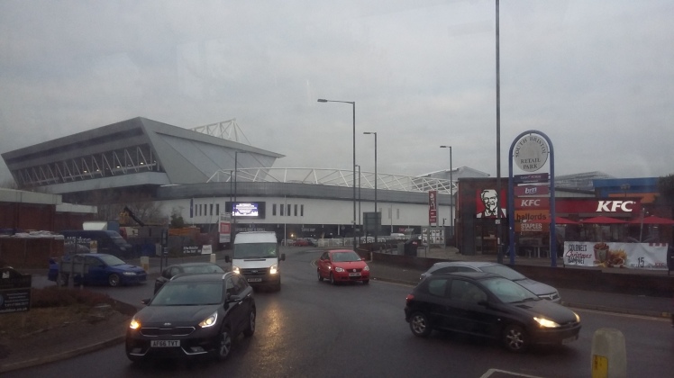 Het Ashton Gate Stadium van Bristol City FC, waar de bus mij langs voerde op weg naar Cardiff.